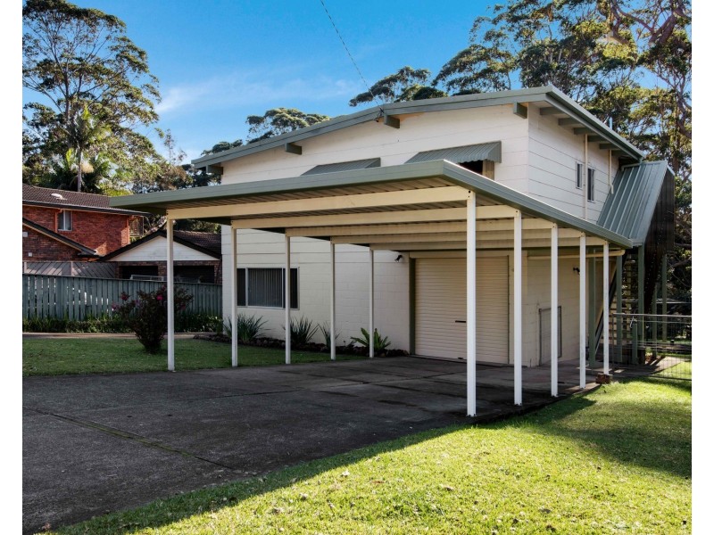 90 Banyandah Street, South Durras NSW 2536