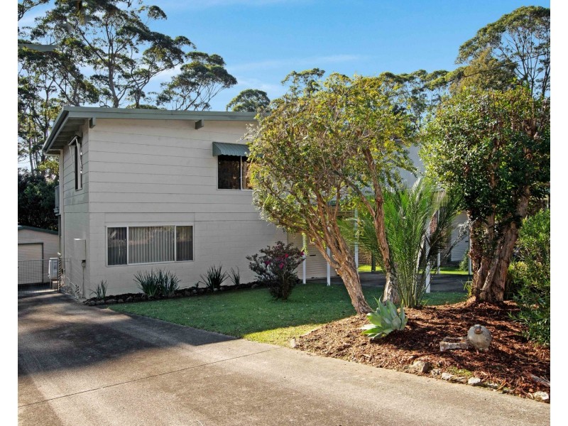 90 Banyandah Street, South Durras NSW 2536