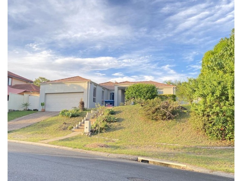 29 Tee Trees Boulevard, Arundel QLD 4214