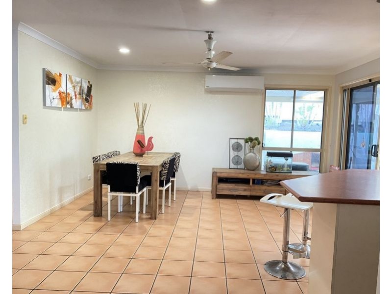 29 Tee Trees Boulevard, Arundel QLD 4214