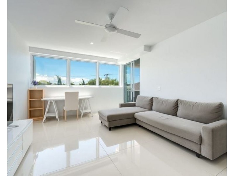 302/26 Gray Street, Southport QLD 4215