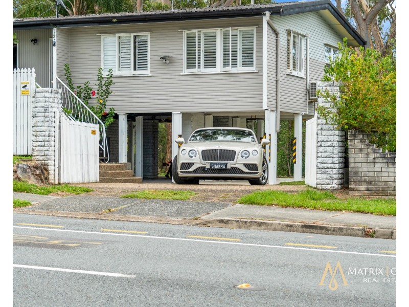 49 Ridgeway Avenue, Southport QLD 4215