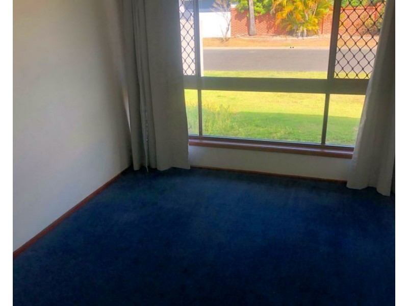 52 Volante Crescent, Mermaid Waters QLD 4218