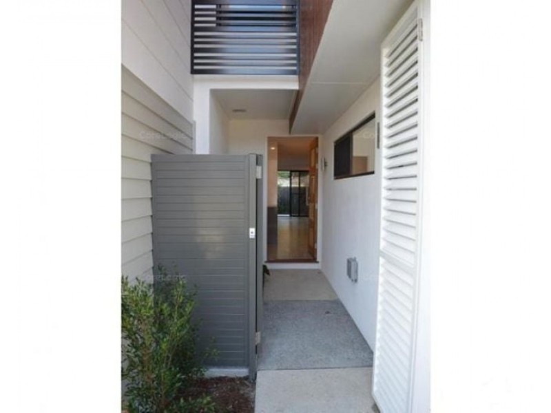 53 Manhattan Avenue, Robina QLD 4226