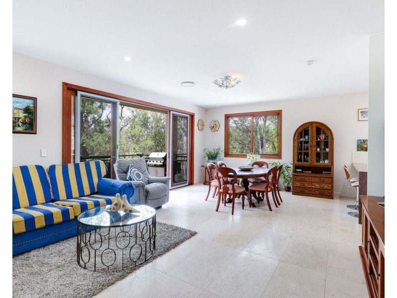 5 Thredbo Drive, Worongary QLD 4213