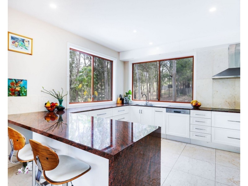 5 Thredbo Drive, Worongary QLD 4213