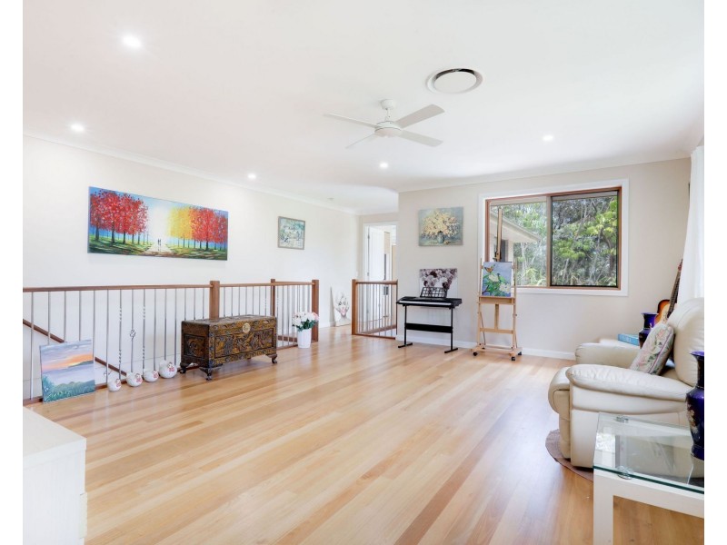 5 Thredbo Drive, Worongary QLD 4213