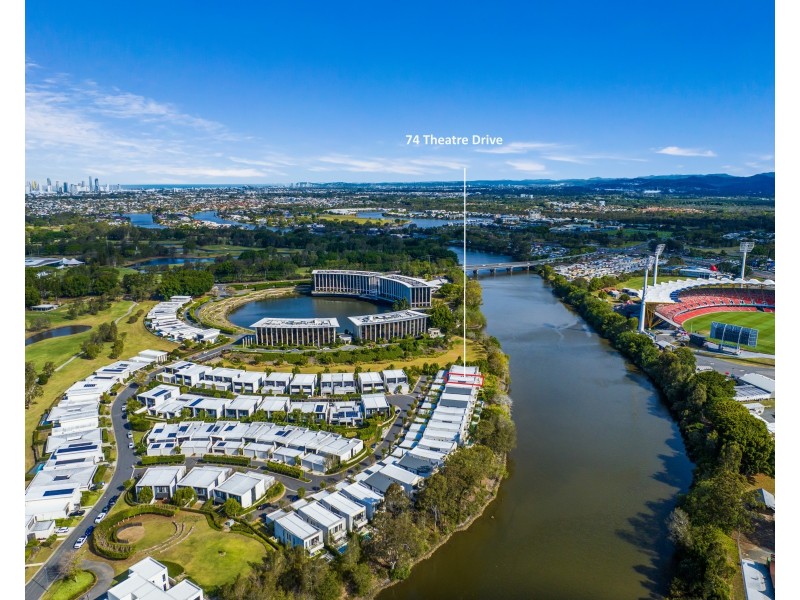 74 Theatre Drive, Benowa QLD 4217