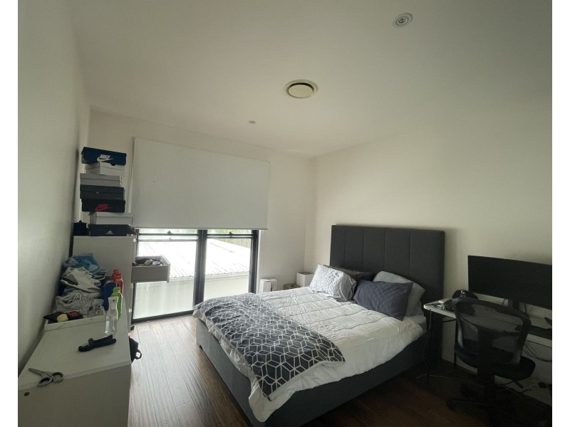 74 Theatre Drive, Benowa QLD 4217