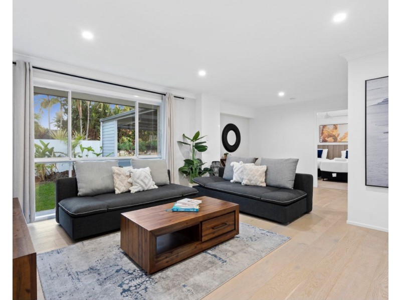 41 Uplands Drive, Parkwood QLD 4214