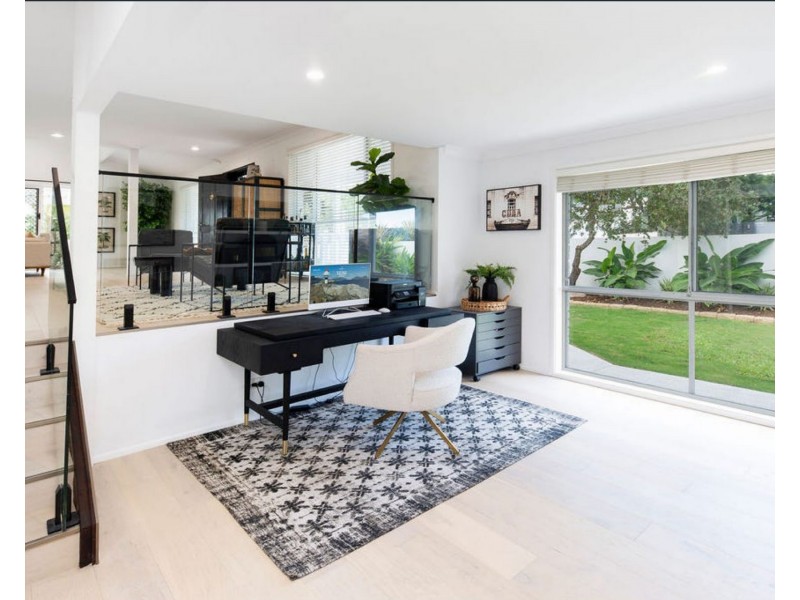 41 Uplands Drive, Parkwood QLD 4214