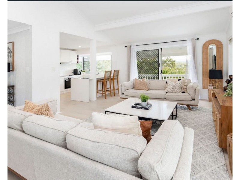 41 Uplands Drive, Parkwood QLD 4214