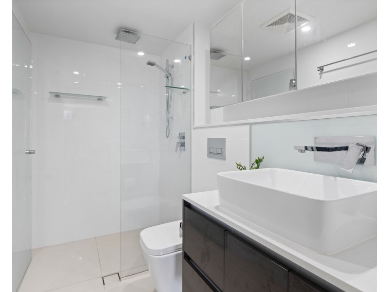 22/68 Benson Street, Toowong QLD 4066