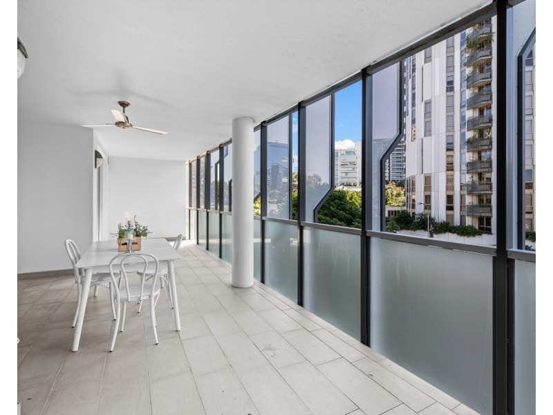 22/68 Benson Street, Toowong QLD 4066