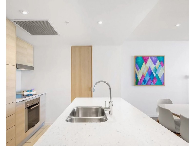 1504/2663 Gold Coast Highway, Broadbeach QLD 4218
