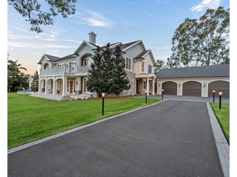 9 Sunnymeade Place, Mudgeeraba QLD 4213