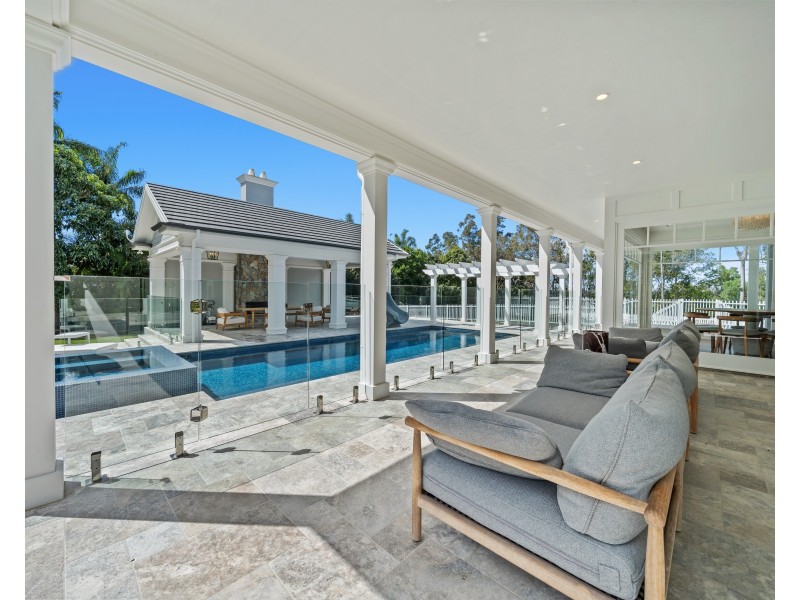 9 Sunnymeade Place, Mudgeeraba QLD 4213