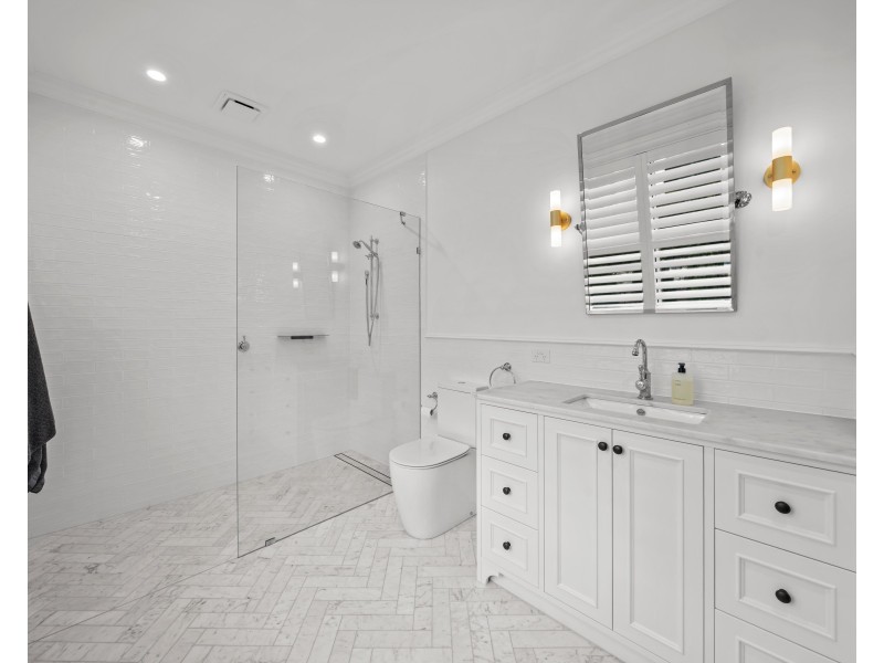 9 Sunnymeade Place, Mudgeeraba QLD 4213