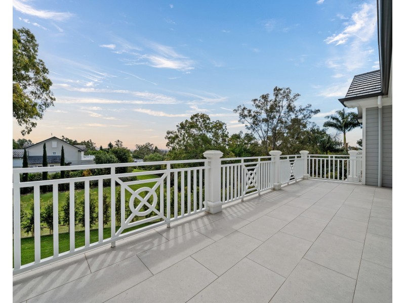 9 Sunnymeade Place, Mudgeeraba QLD 4213