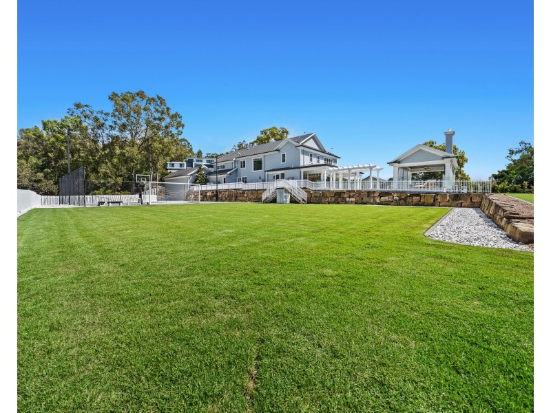 9 Sunnymeade Place, Mudgeeraba QLD 4213
