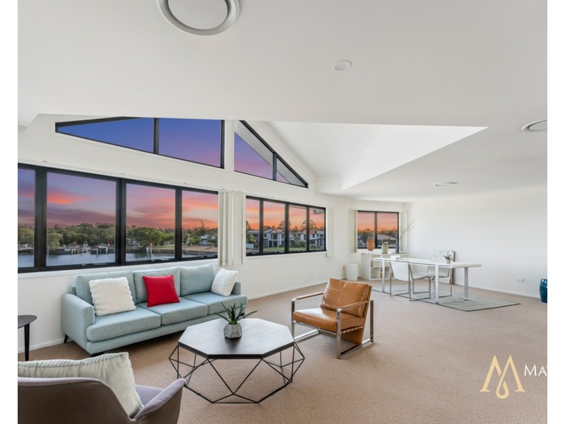 33 Prosperity Drive, Helensvale QLD 4212