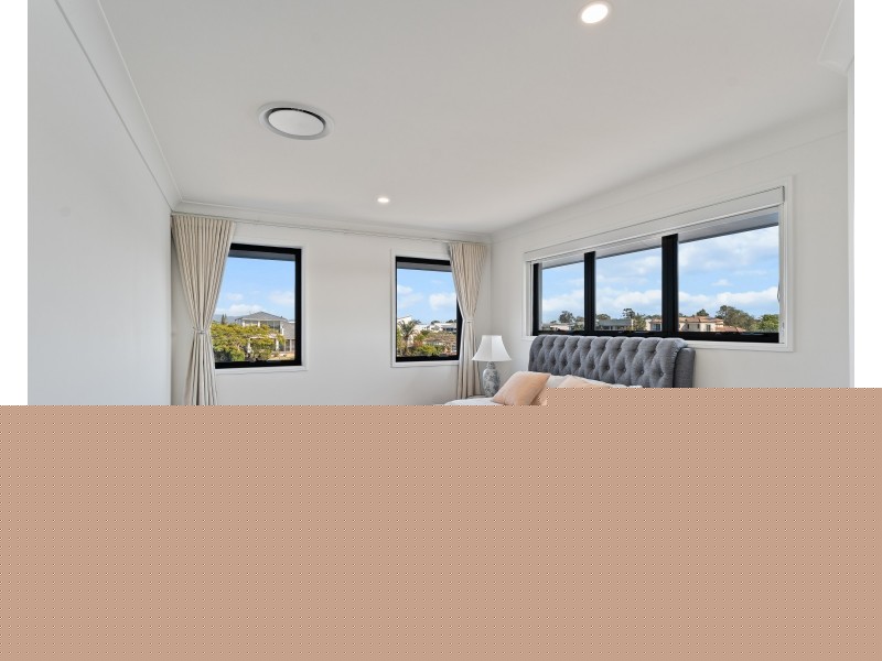 33 Prosperity Drive, Helensvale QLD 4212