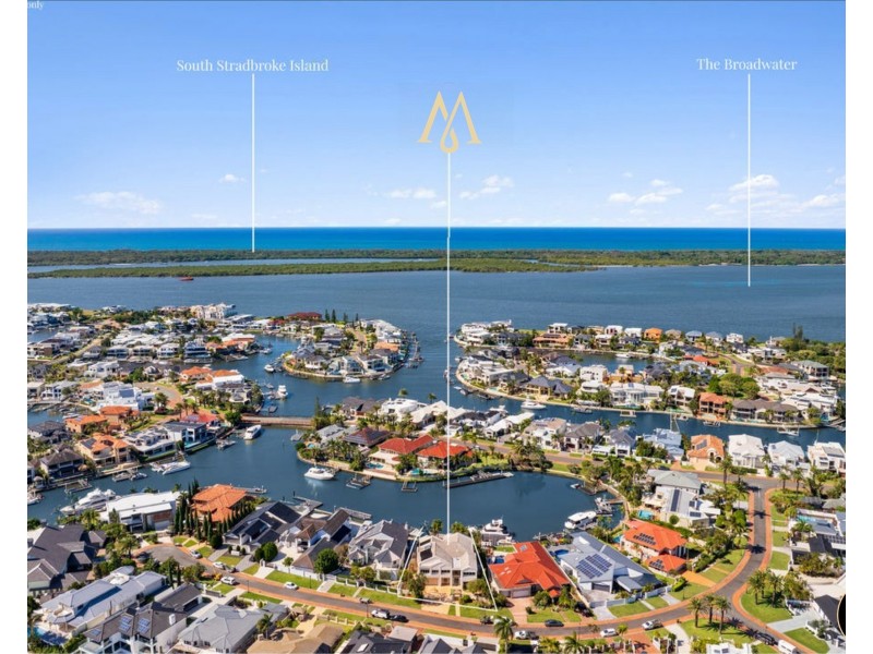 11 Excalibur Court, Sovereign Islands QLD 4216