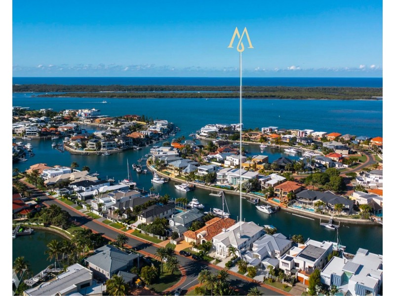 11 The Sovereign Mile, Sovereign Islands QLD 4216