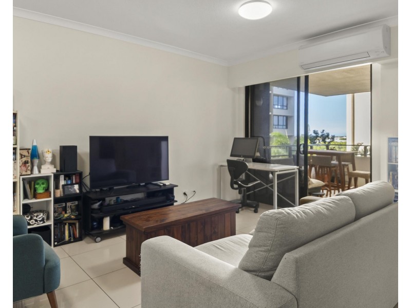 202/11 Norman Street, Southport QLD 4215