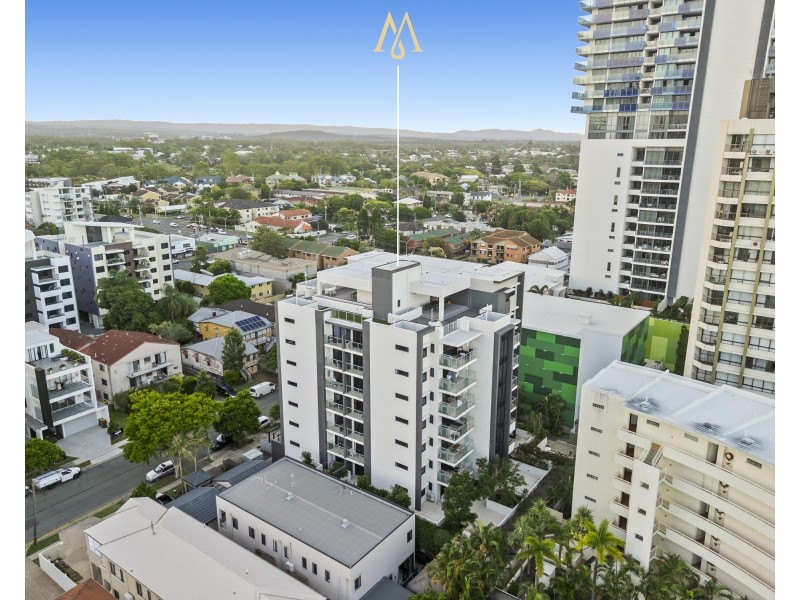202/11 Norman Street, Southport QLD 4215
