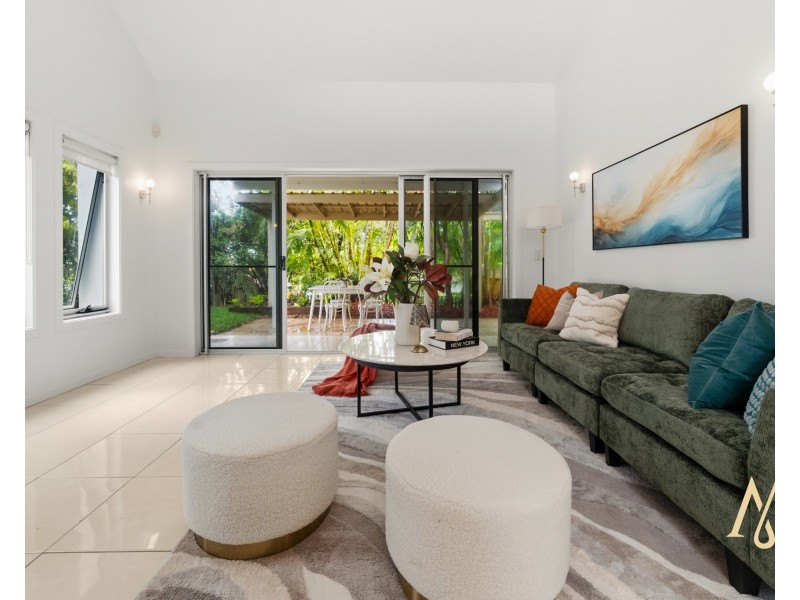 2 Royal Links Drive, Robina QLD 4226