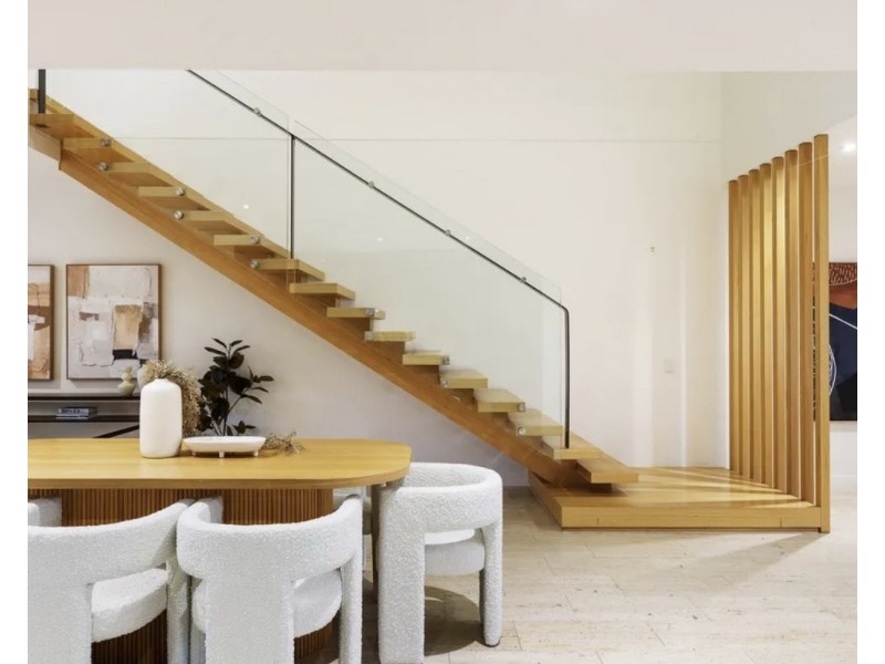 1 The Boulevard, Benowa QLD 4217