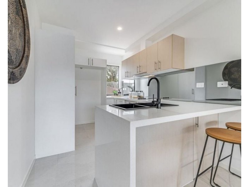 1/32 Ward Street, Southport QLD 4215