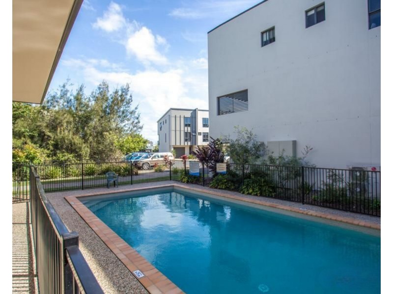 12/61 East Quay Drive, Biggera Waters QLD 4216