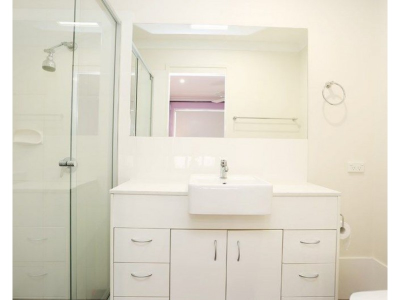 12/61 East Quay Drive, Biggera Waters QLD 4216