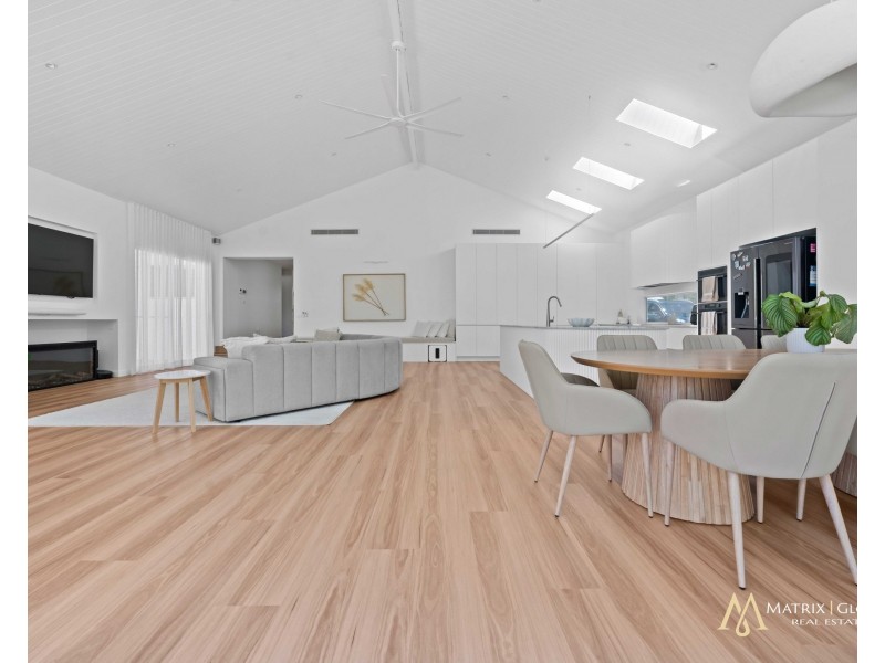 10 Jenkins Court, Upper Coomera QLD 4209