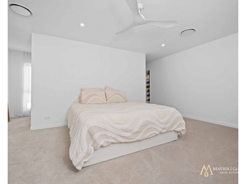 10 Jenkins Court, Upper Coomera QLD 4209