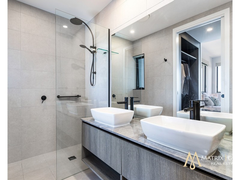 601/135 Eugaree Street, Southport QLD 4215