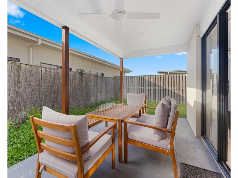 69 The Heights Boulevard, Pimpama QLD 4209