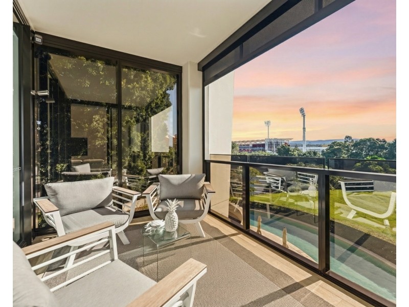 305W/1 Marina Drive, Benowa QLD 4217