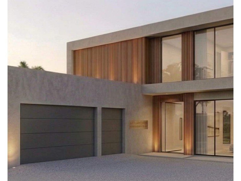 9207 Peter Senior Drive, Hope Island QLD 4212