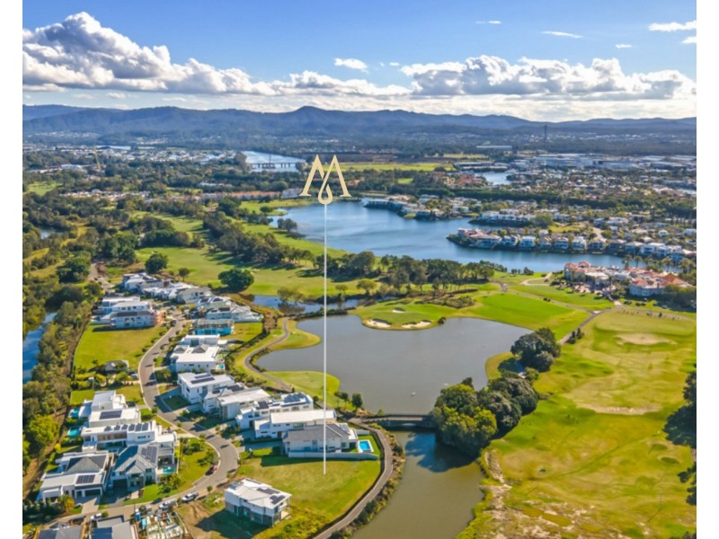 9207 Peter Senior Drive, Hope Island QLD 4212