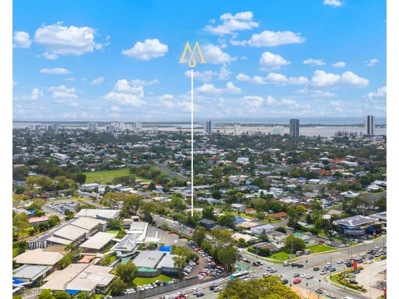 39 Kumbari Avenue, Southport QLD 4215