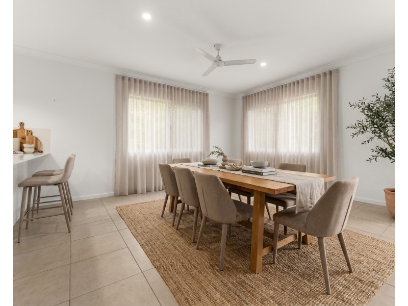 10 Riverina Court, Nerang QLD 4211
