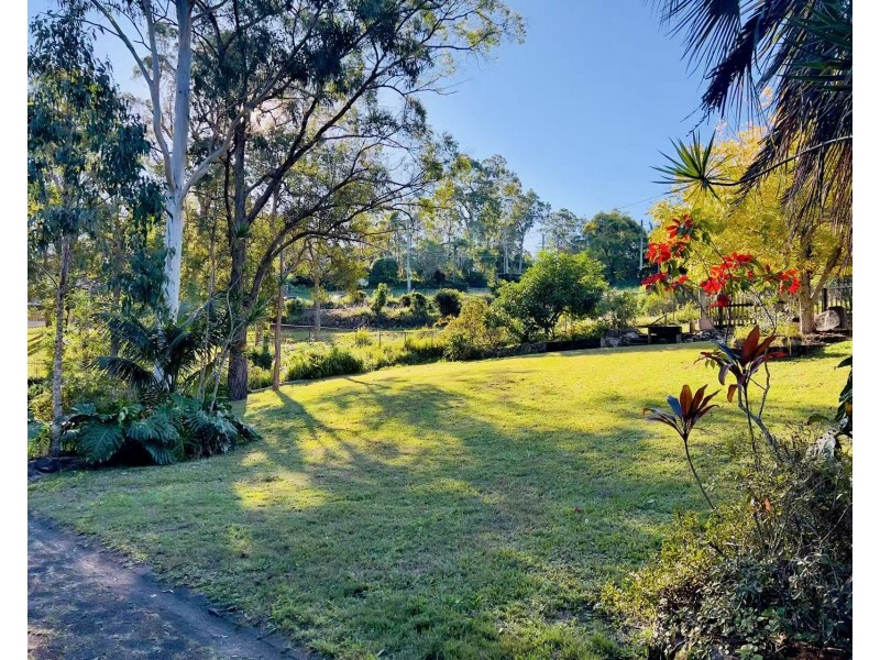 3 Grosvenor Court, Worongary QLD 4213