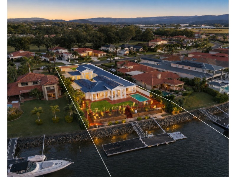 3105 Riverleigh Drive, Hope Island QLD 4212