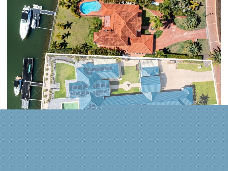 3105 Riverleigh Drive, Hope Island QLD 4212