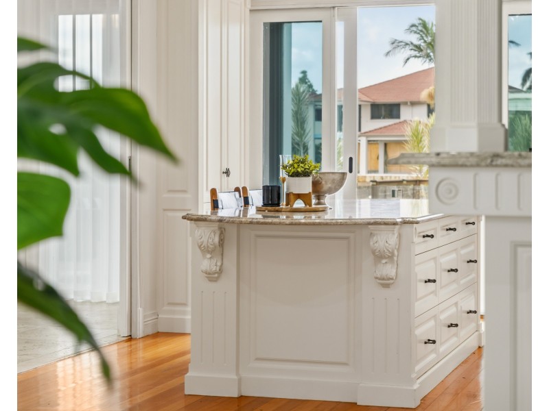 3105 Riverleigh Drive, Hope Island QLD 4212