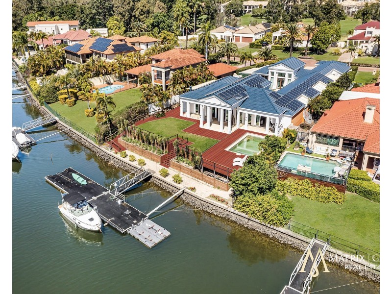 3105 Riverleigh Drive, Hope Island QLD 4212