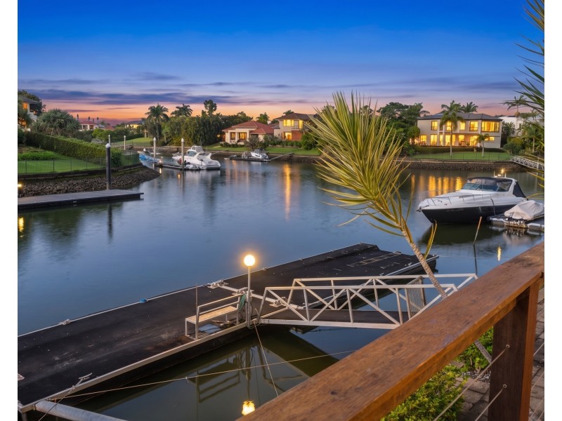 3105 Riverleigh Drive, Hope Island QLD 4212
